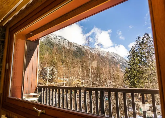 Grand Appt Vue Mont Blanc * 霞慕尼